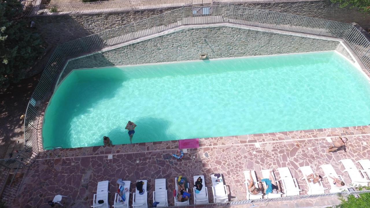 Chateau De Paulignan Trausse ภายนอก รูปภาพ